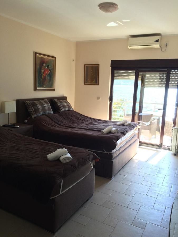 Апартаменты Lux apartman Twins Херцег-Нови-12